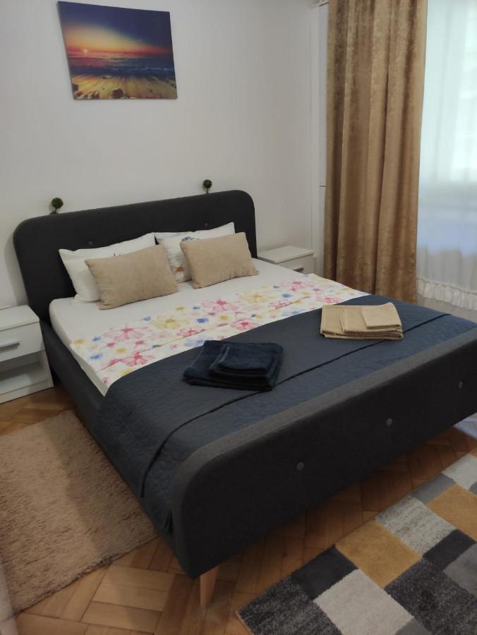 Nice Studio In Old Town Bukarest Exterior foto